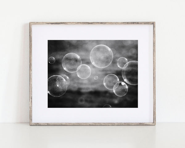 Black and White Bubbles