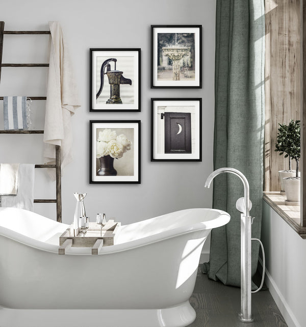 Elegant Black and Green Bath with Floral